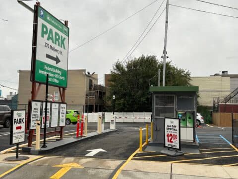 Walnut Parking – Lot
